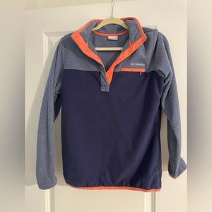 Columbia woman’s quarter zip size M